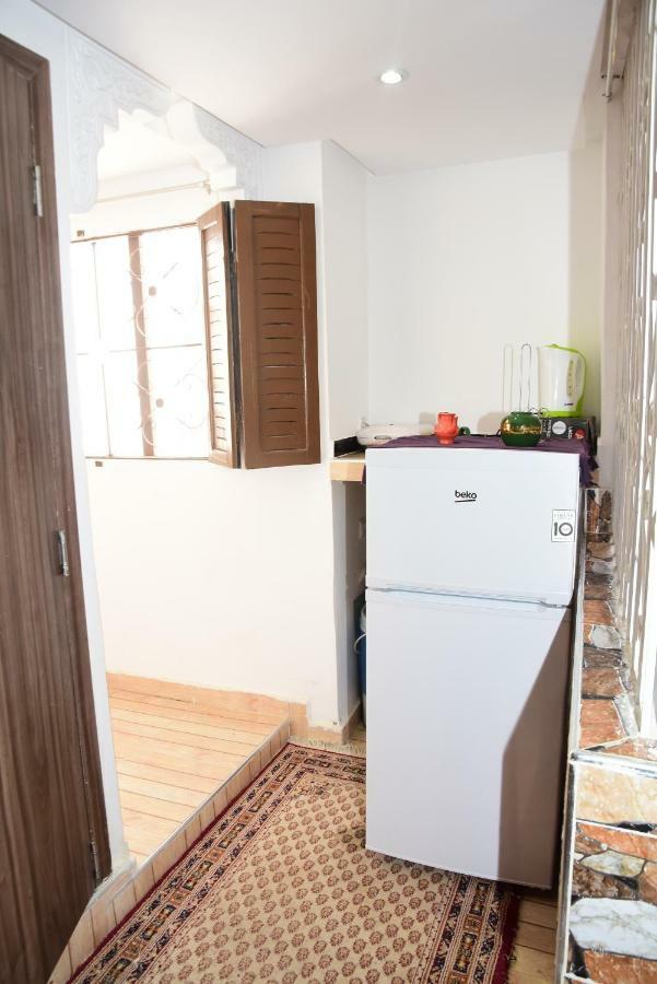 Amine Avec Terasse Privee Appartement Rabat
